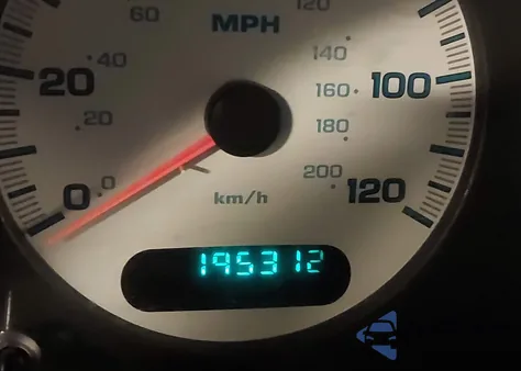 2002 Dodge Grand Caravan Sport from USA, damaged, VIN 2B4GP44382R742187